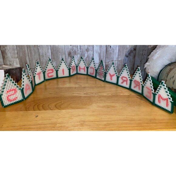 Vintage Plastic Canvas "Merry Christmas" Needlepoint Garland Banner Decor Tree - Picture 5 of 5